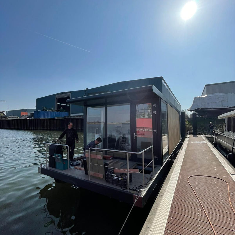 Holland Houseboat Raamsdonksveer
